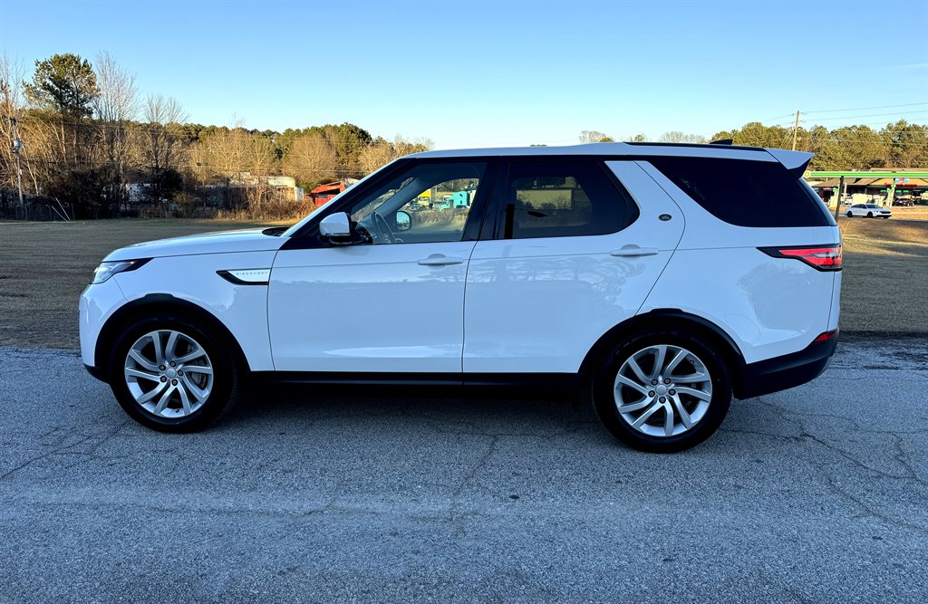 2018 Land Rover Discovery - $14,995
