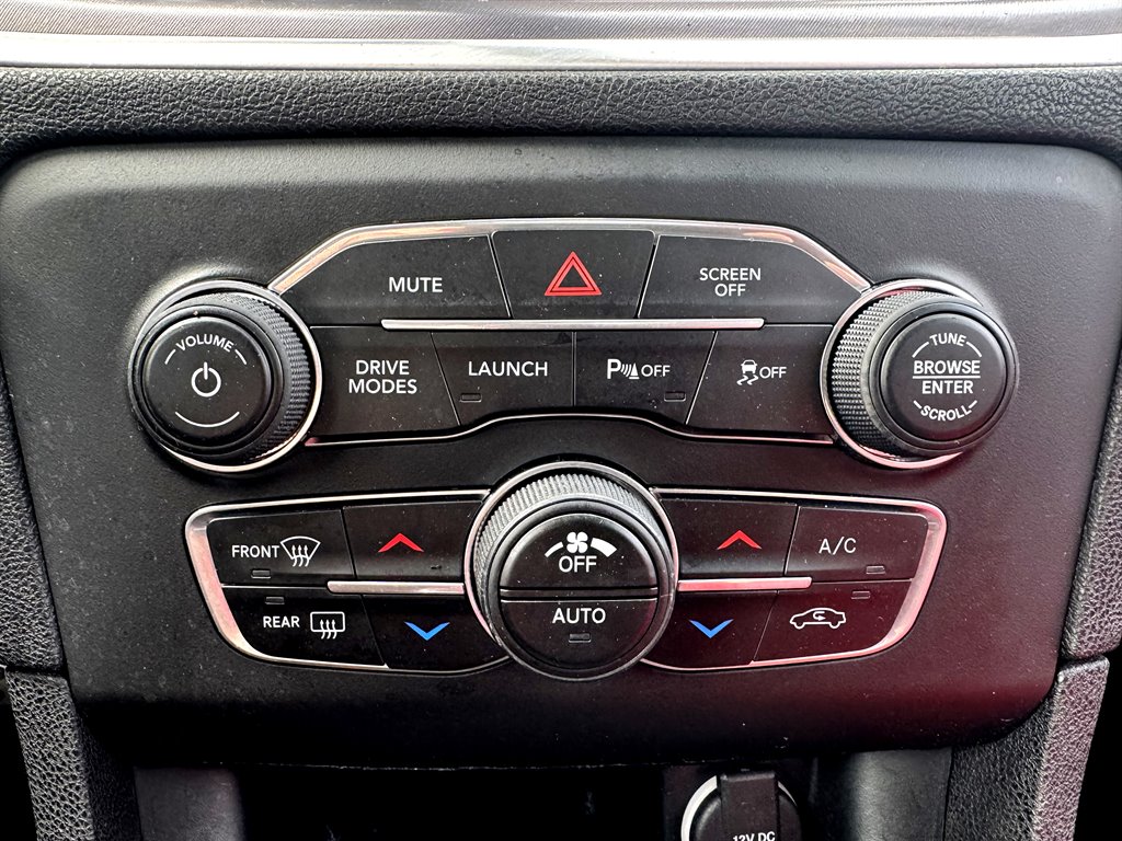 2020 Dodge Charger - $26,995