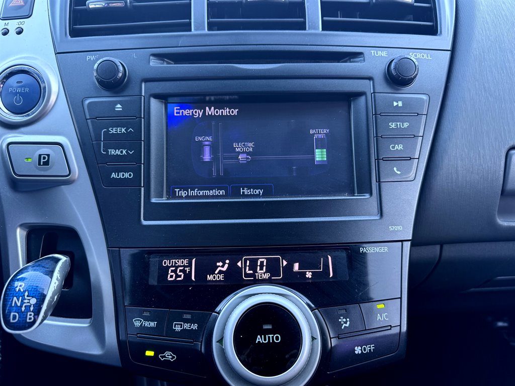 2012 Toyota Prius - $8,995
