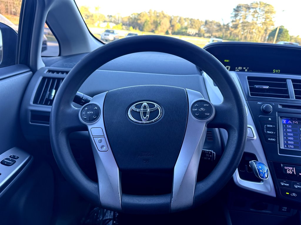 2012 Toyota Prius - $8,995