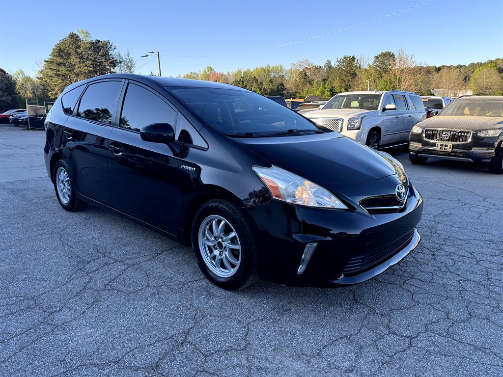2012 Toyota Prius - $8,995