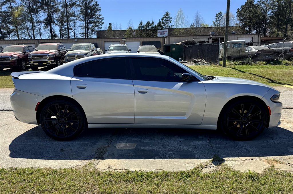 2019 Dodge Charger - $13,995