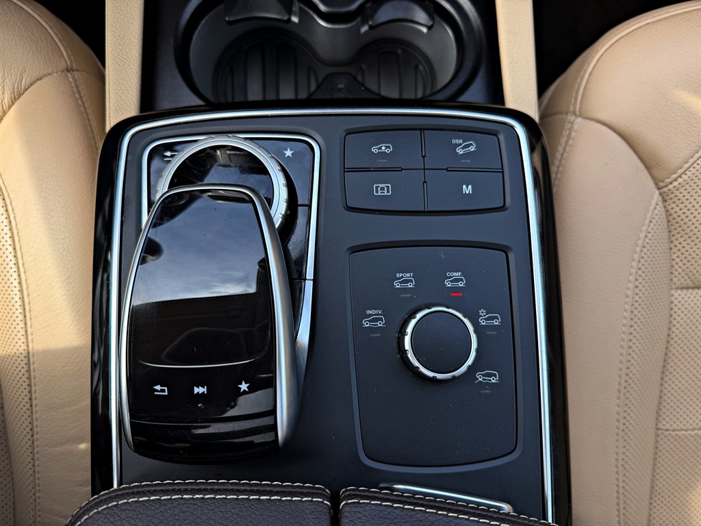 2019 Mercedes-Benz GLS - $25,995
