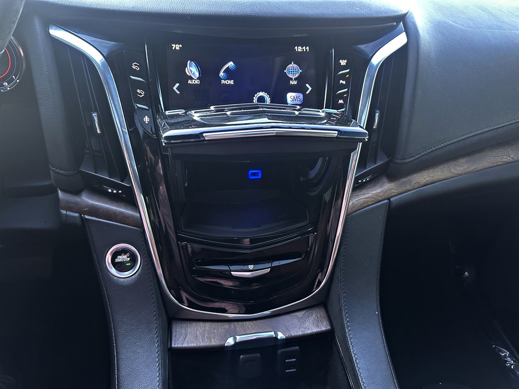 2016 Cadillac Escalade - $21,995