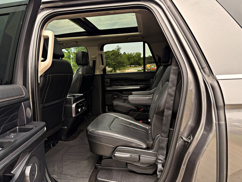 2019 Ford Expedition - $26,995