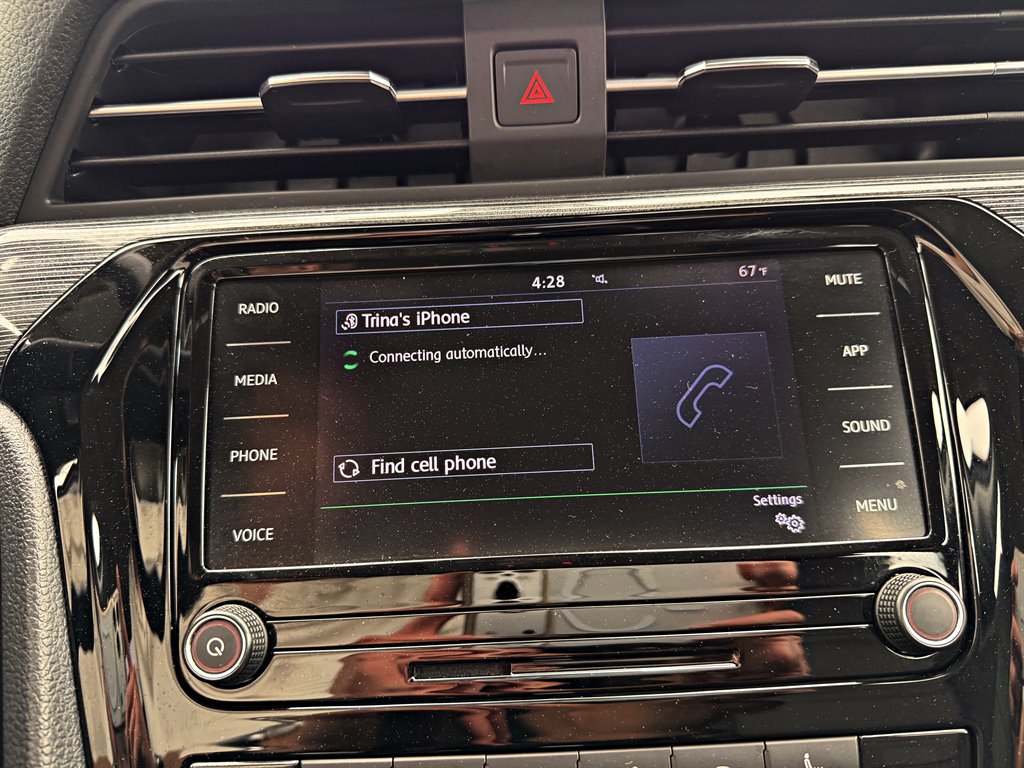 2020 Volkswagen Passat - $15,995