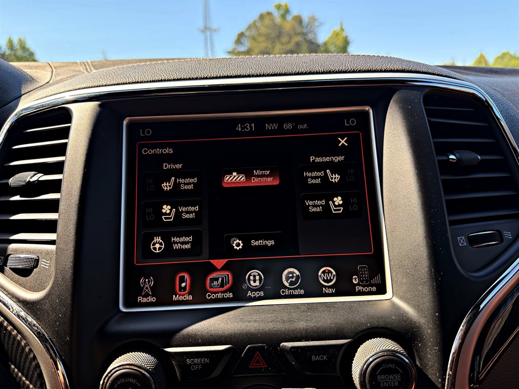 2014 Jeep Cherokee - $23,995