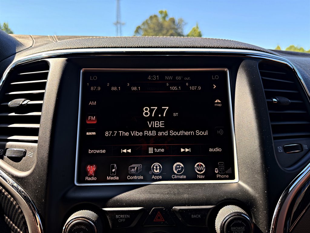 2014 Jeep Cherokee - $23,995
