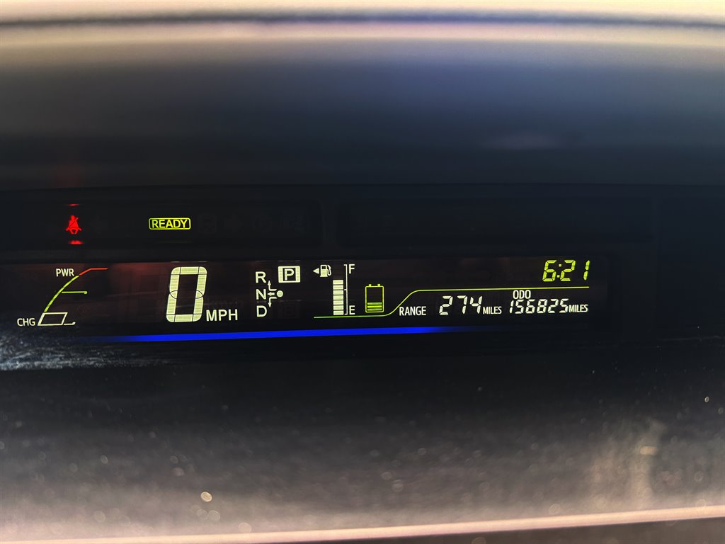 2014 Toyota Prius - $10,995
