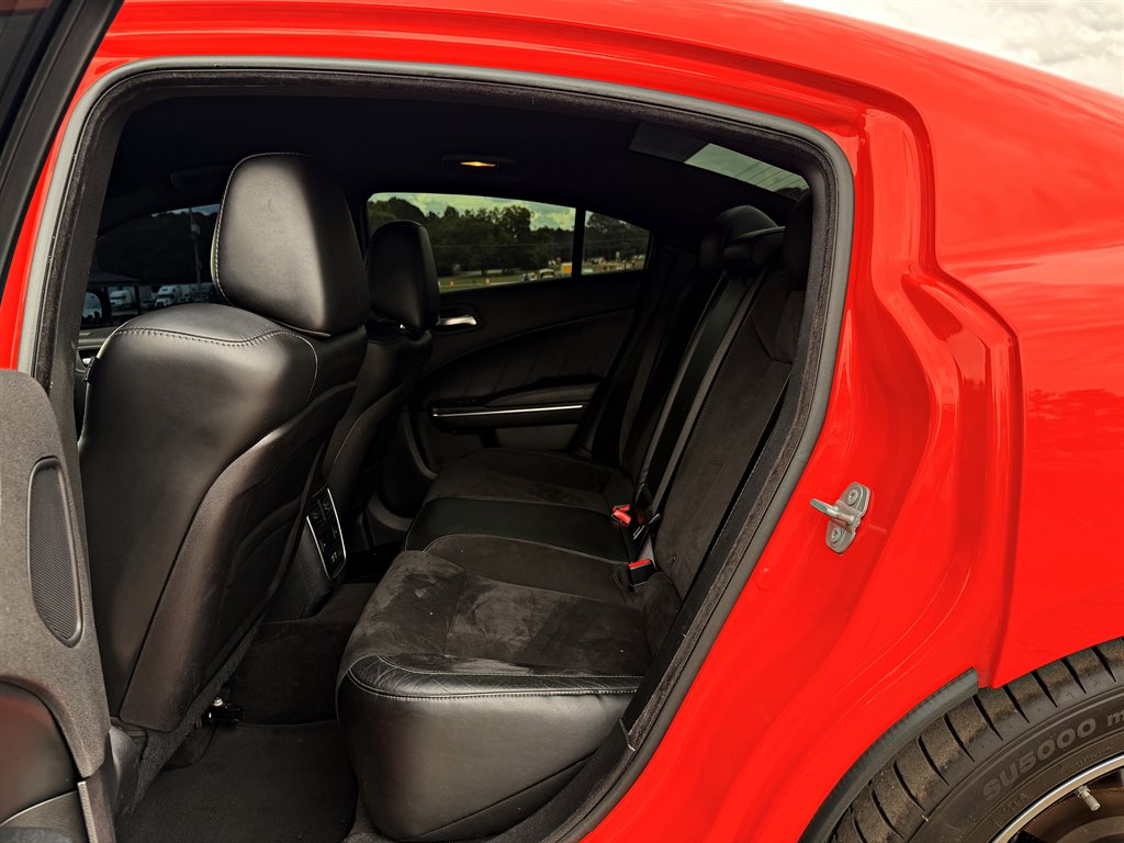 2016 Dodge Charger - $28,995