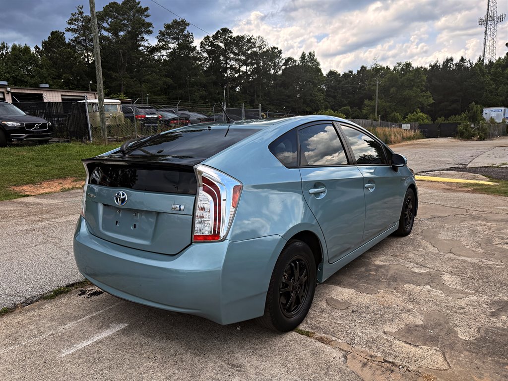 2015 Toyota Prius - $14,995