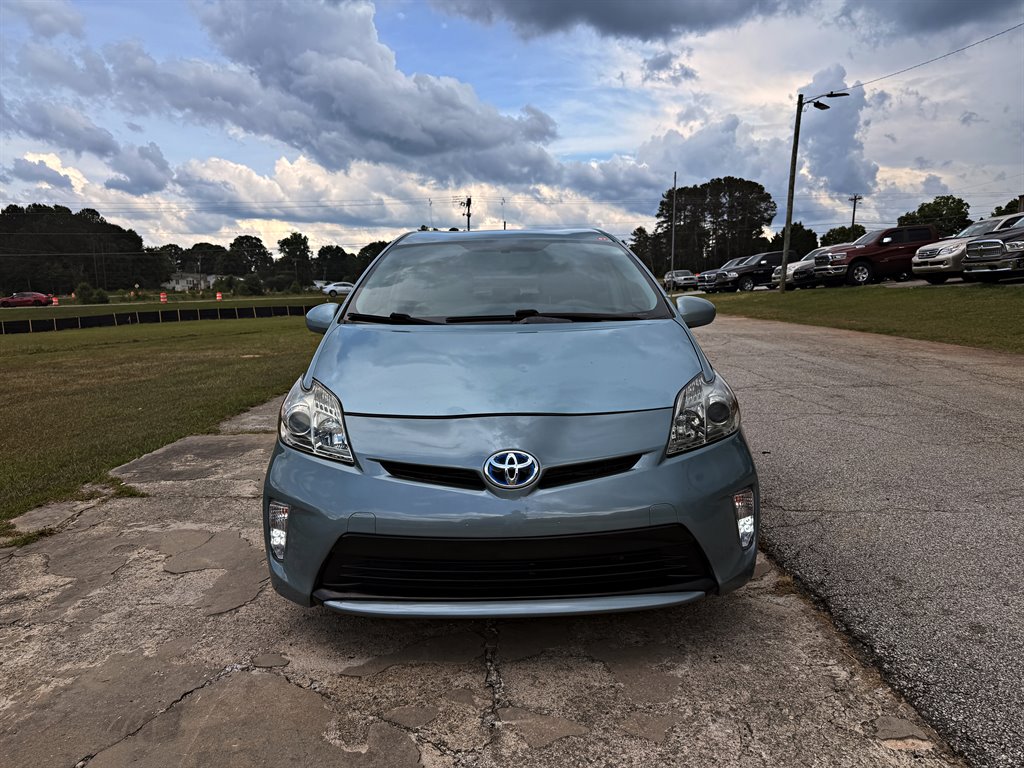 2015 Toyota Prius - $14,995