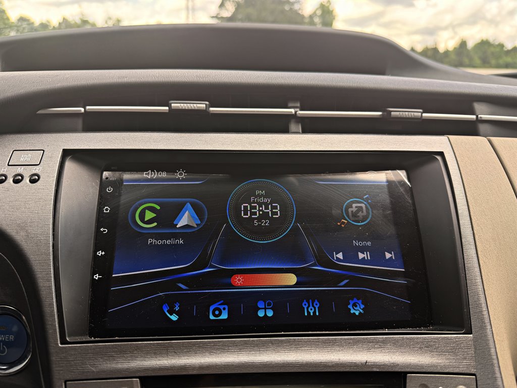 2015 Toyota Prius - $14,995