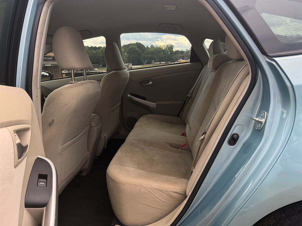 2015 Toyota Prius - $14,995