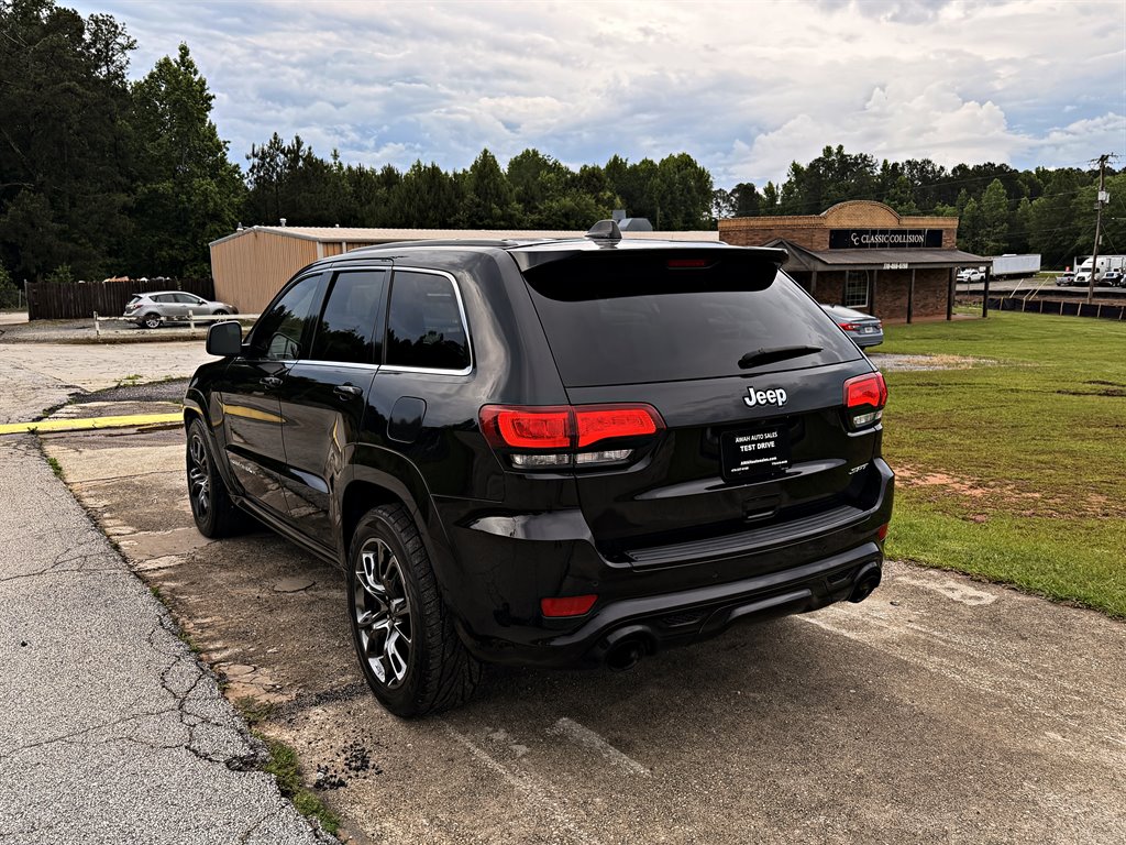2015 Jeep Cherokee - $24,995