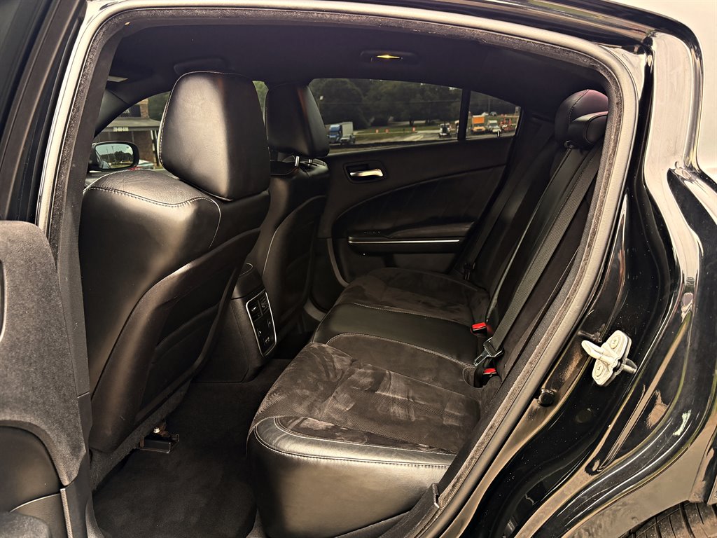 2016 Dodge Charger - $23,995