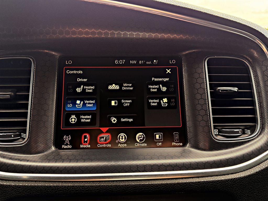 2016 Dodge Charger - $23,995