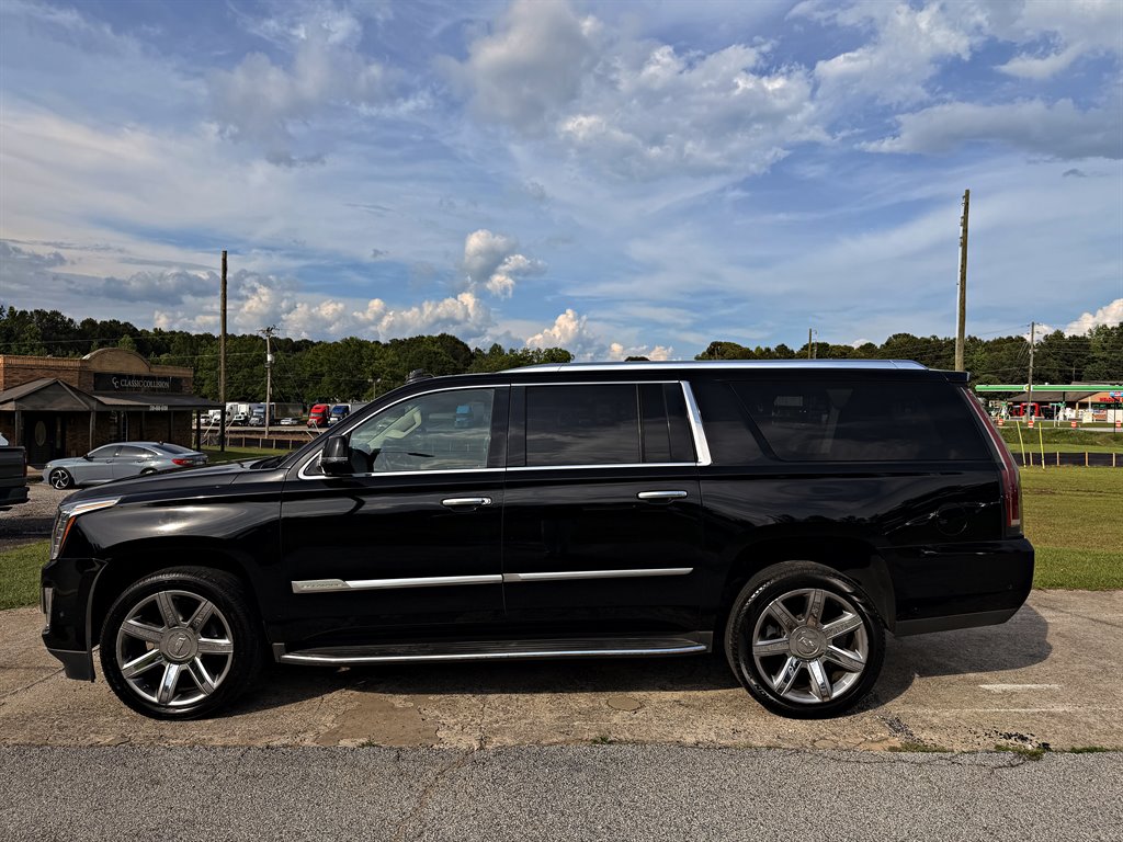 2019 Cadillac Escalade - $24,995