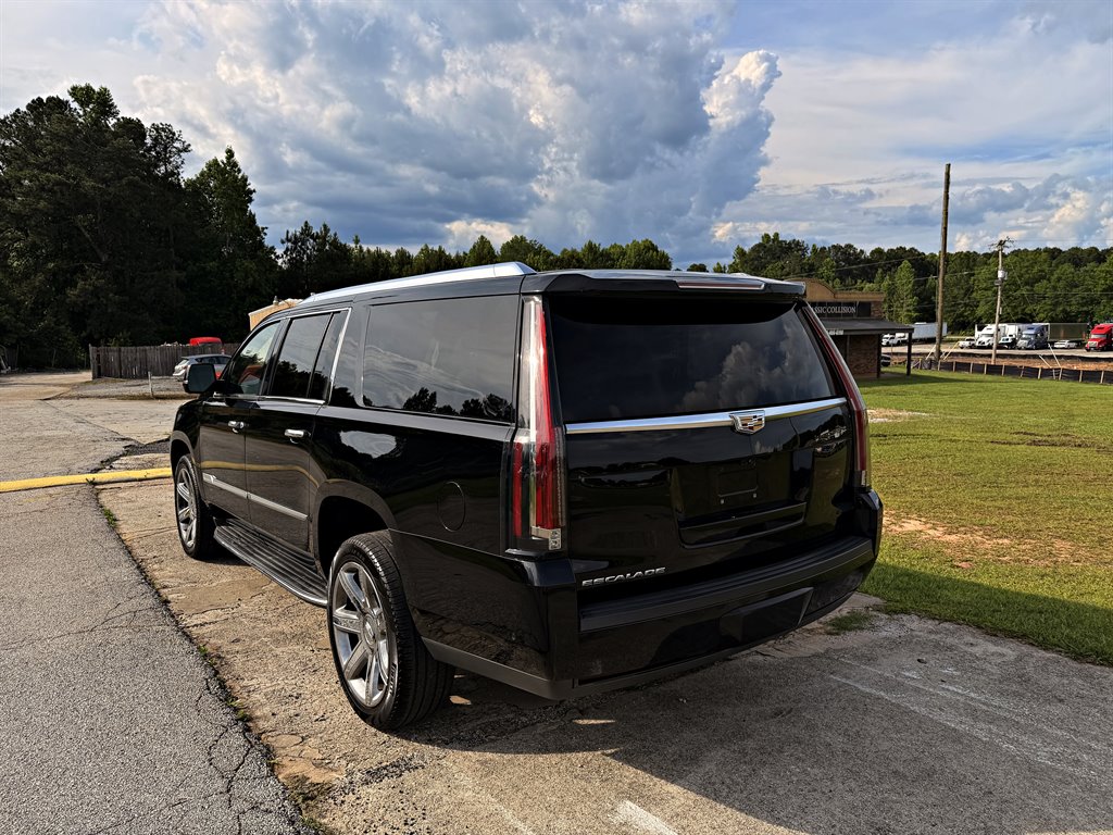 2019 Cadillac Escalade - $24,995