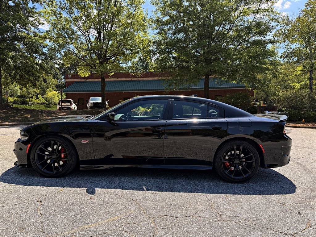 2020 Dodge Charger - $28,995