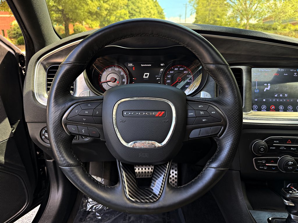 2017 Dodge Charger - $25,995