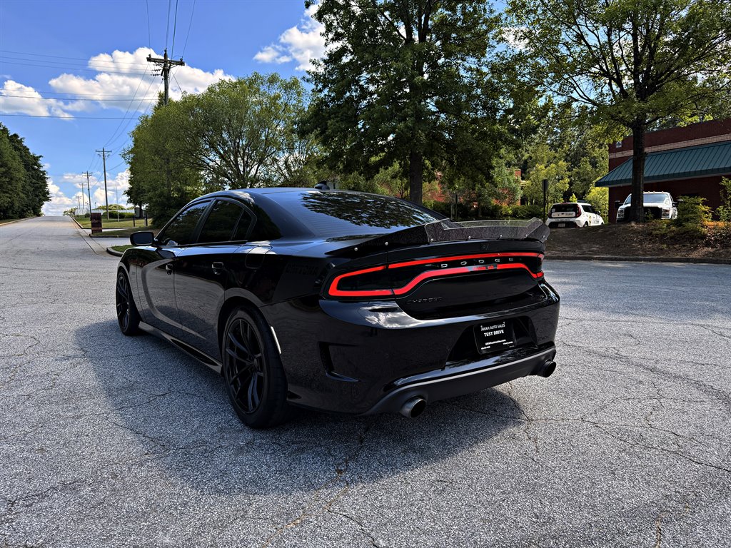 2017 Dodge Charger - $25,995