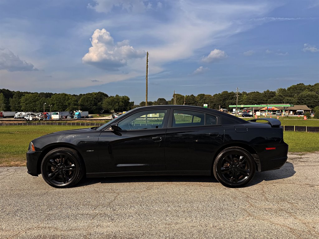 2014 Dodge Charger - $12,995