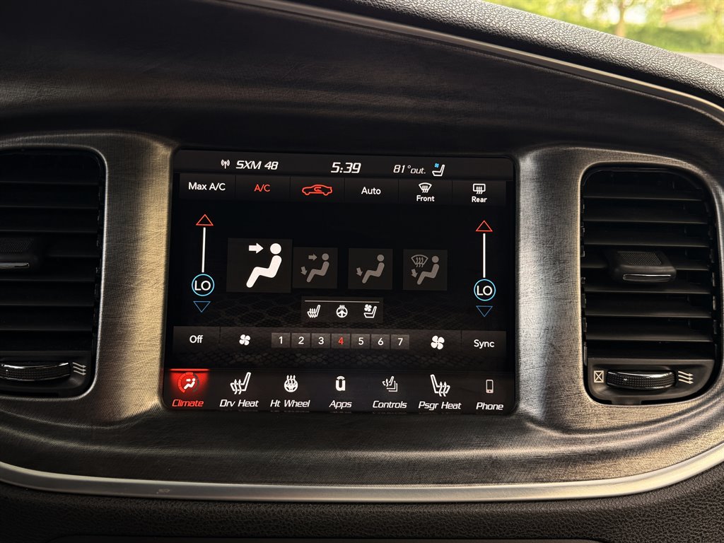 2018 Dodge Charger - $27,995