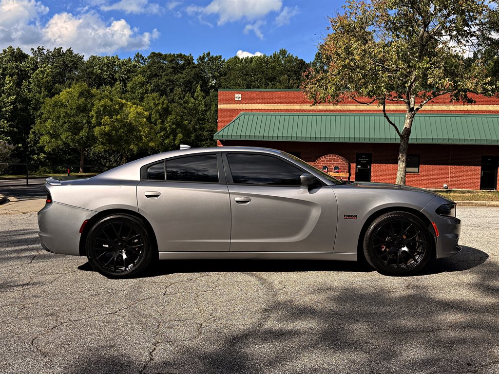 2016 Dodge Charger - $17,995