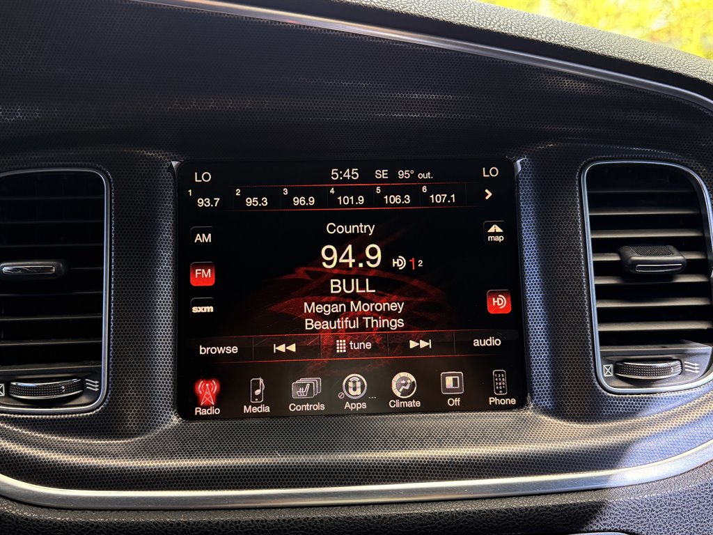 2016 Dodge Charger - $17,995