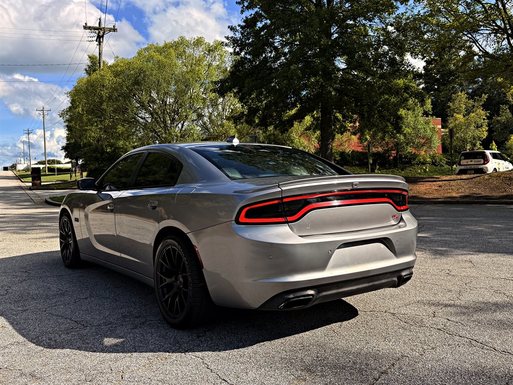 2016 Dodge Charger - $17,995