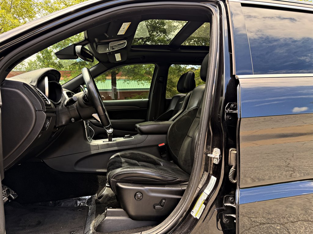2014 Jeep Cherokee - $22,995
