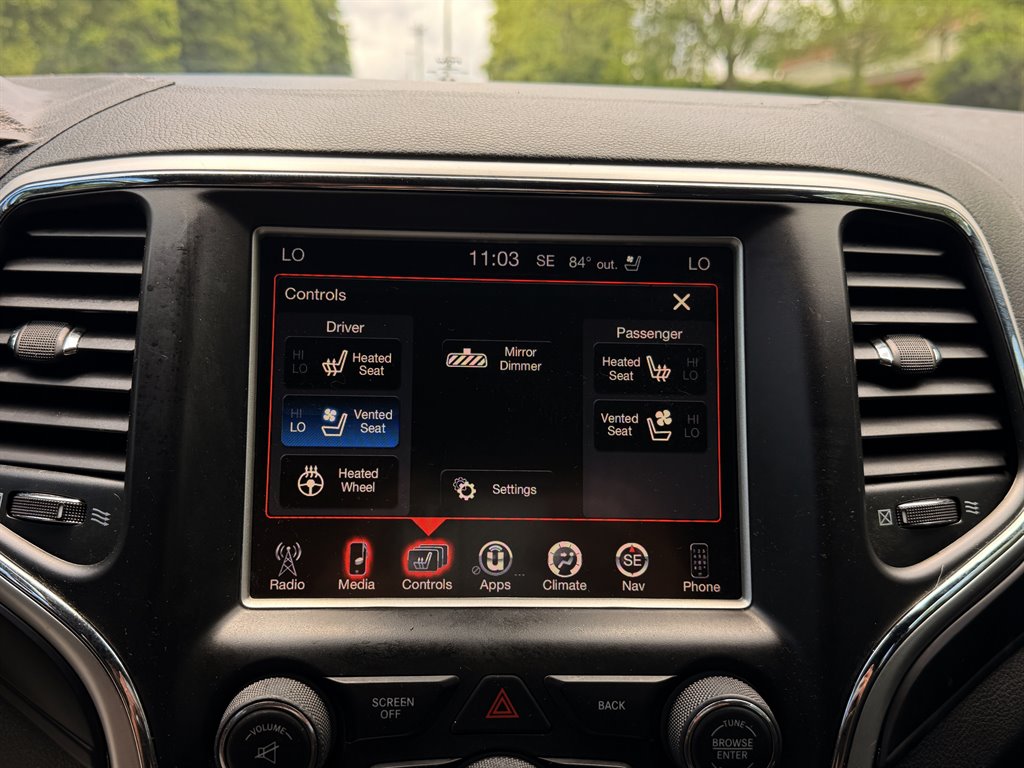 2014 Jeep Cherokee - $22,995