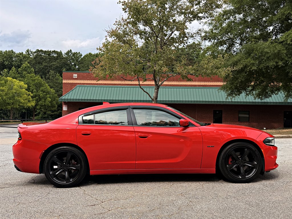 2016 Dodge Charger - $13,995