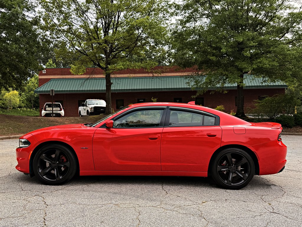 2016 Dodge Charger - $13,995