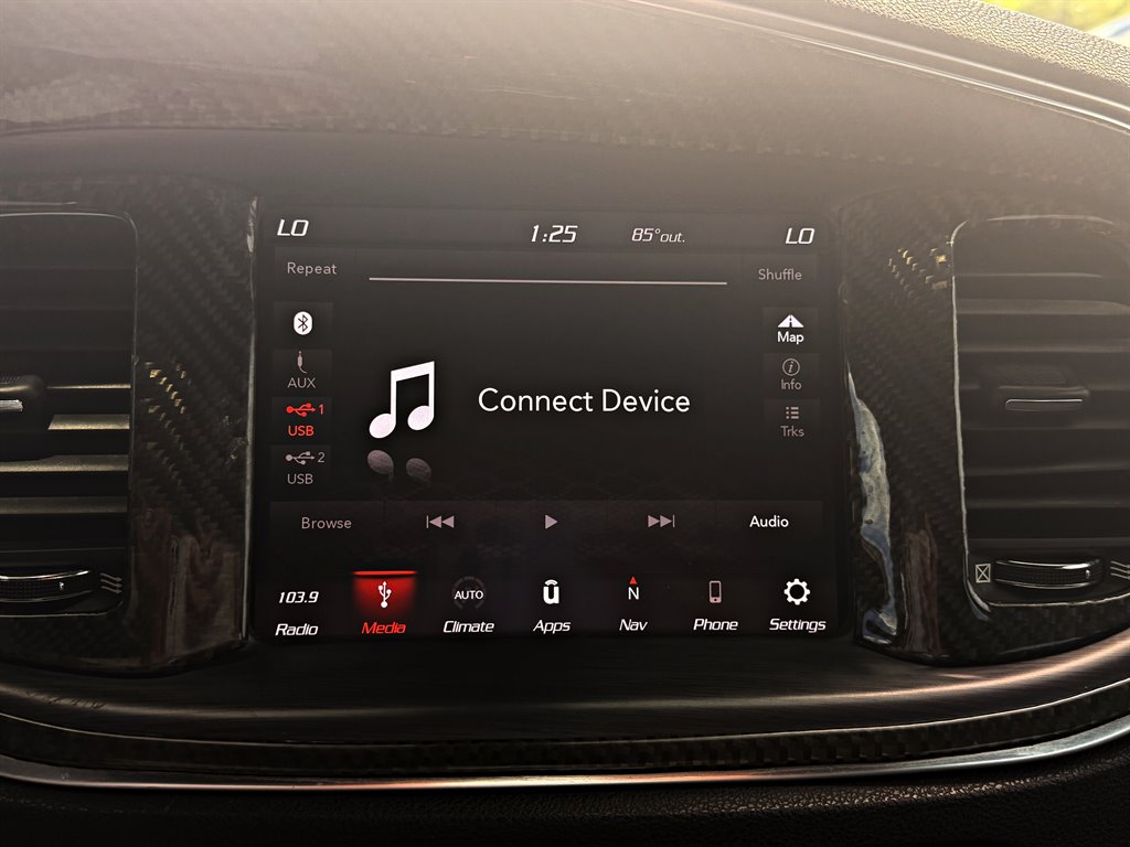 2019 Dodge Charger - $33,995