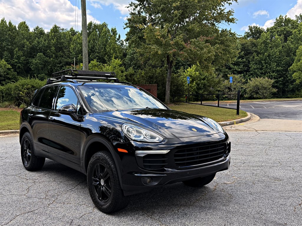 2016 Porsche Cayenne - $14,995