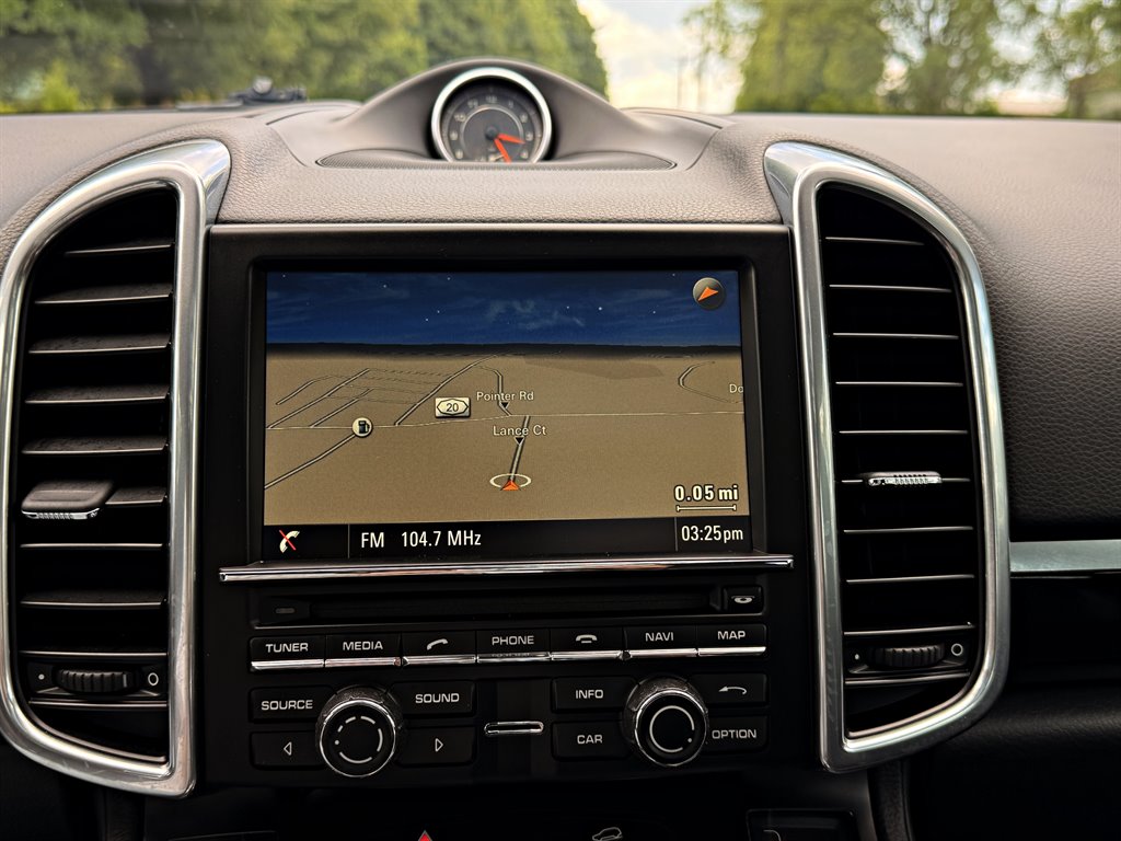 2016 Porsche Cayenne - $14,995