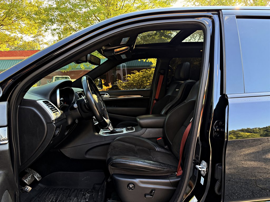 2020 Jeep Cherokee - $48,995