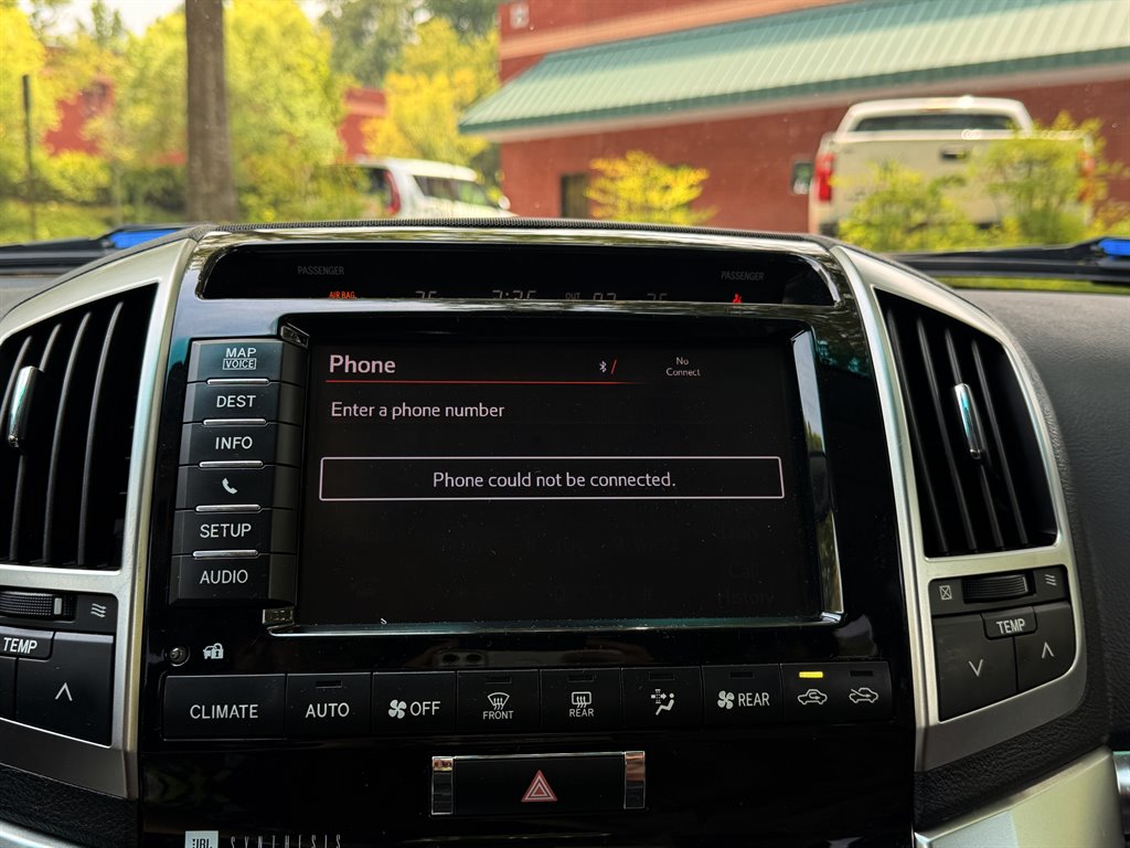 2013 Toyota Land Cruiser - $26,995