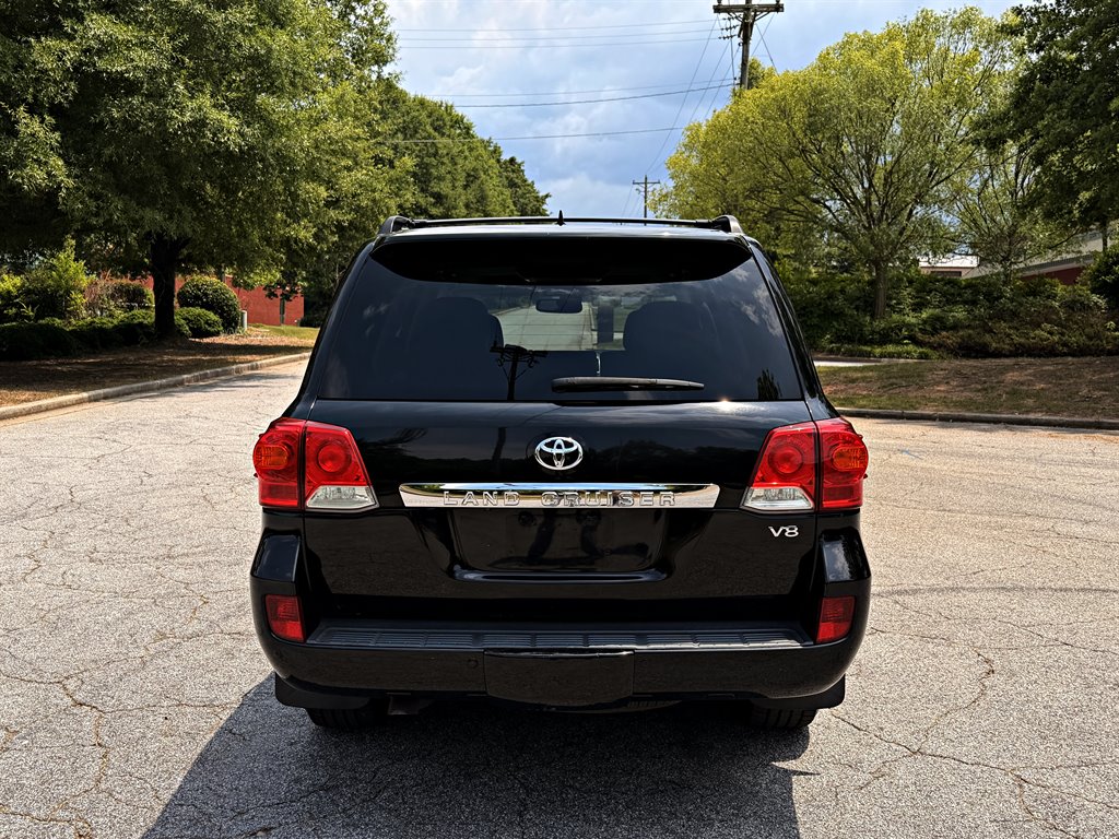 2013 Toyota Land Cruiser - $26,995