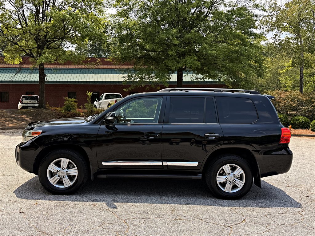 2013 Toyota Land Cruiser - $26,995