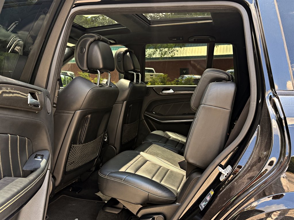 2018 Mercedes-Benz GLS - $27,995