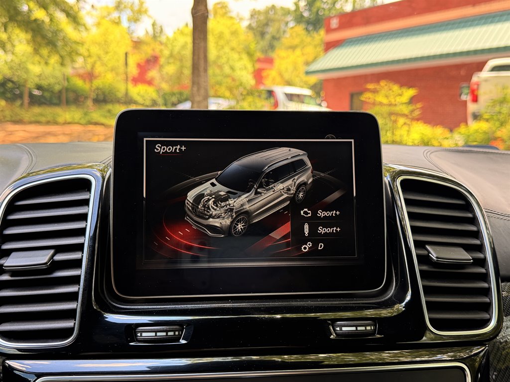 2018 Mercedes-Benz GLS - $27,995