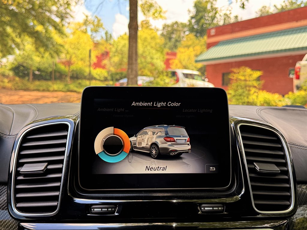 2018 Mercedes-Benz GLS - $27,995