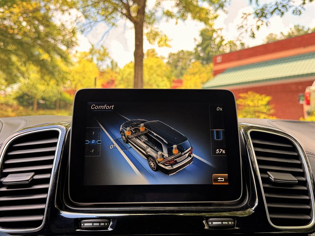 2018 Mercedes-Benz GLS - $27,995
