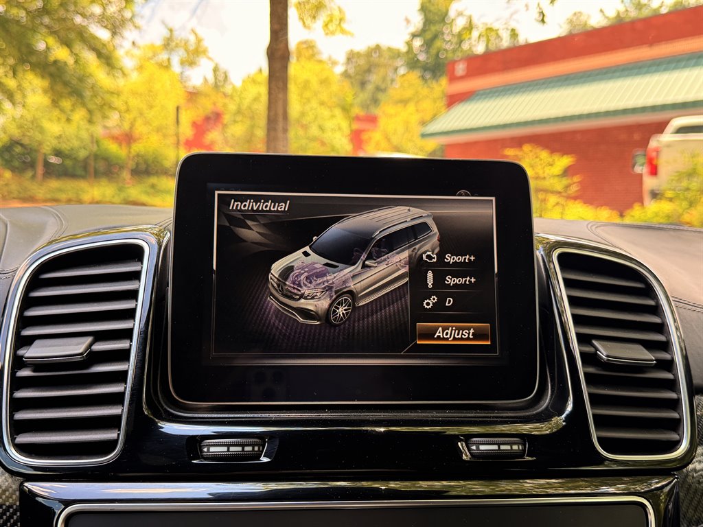 2018 Mercedes-Benz GLS - $27,995