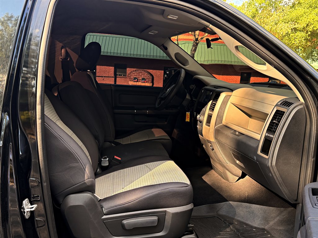 2012 Dodge Ram - $11,995