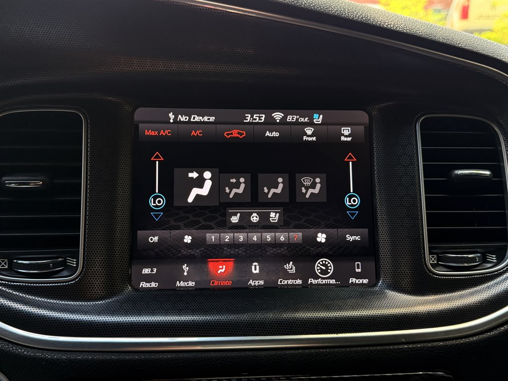 2018 Dodge Charger - $28,995