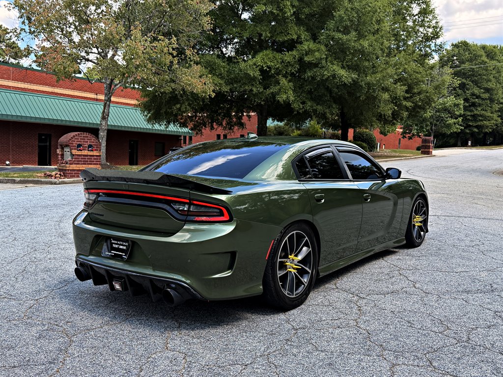 2018 Dodge Charger - $28,995